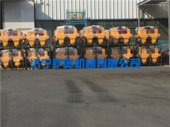 薩奧小型壓路機，瀝青灌縫機順利發往國外